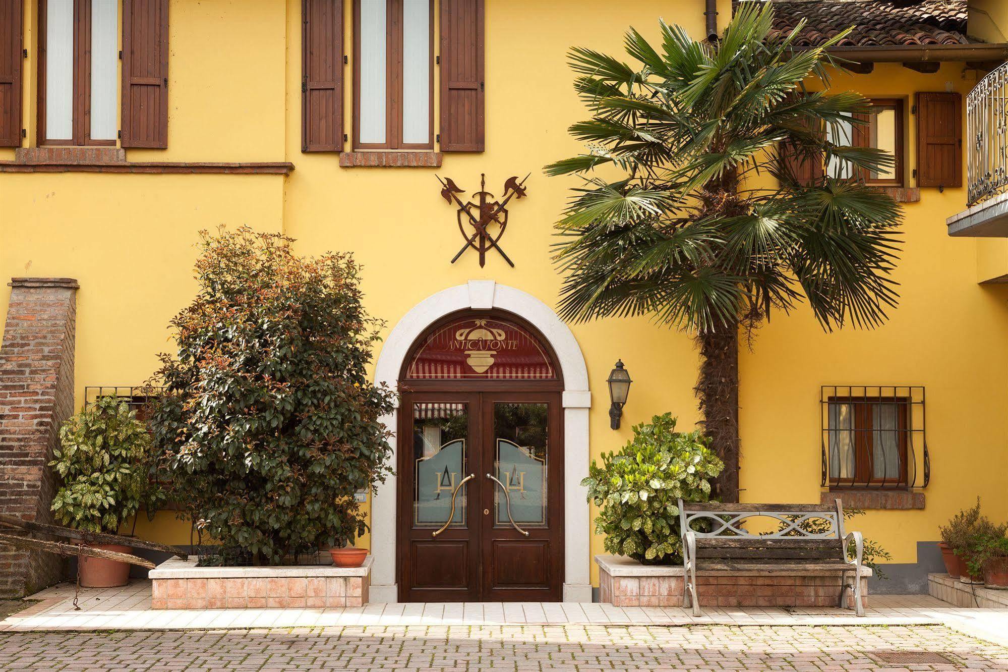 Hotel Antica Fonte Brescia Eksteriør billede